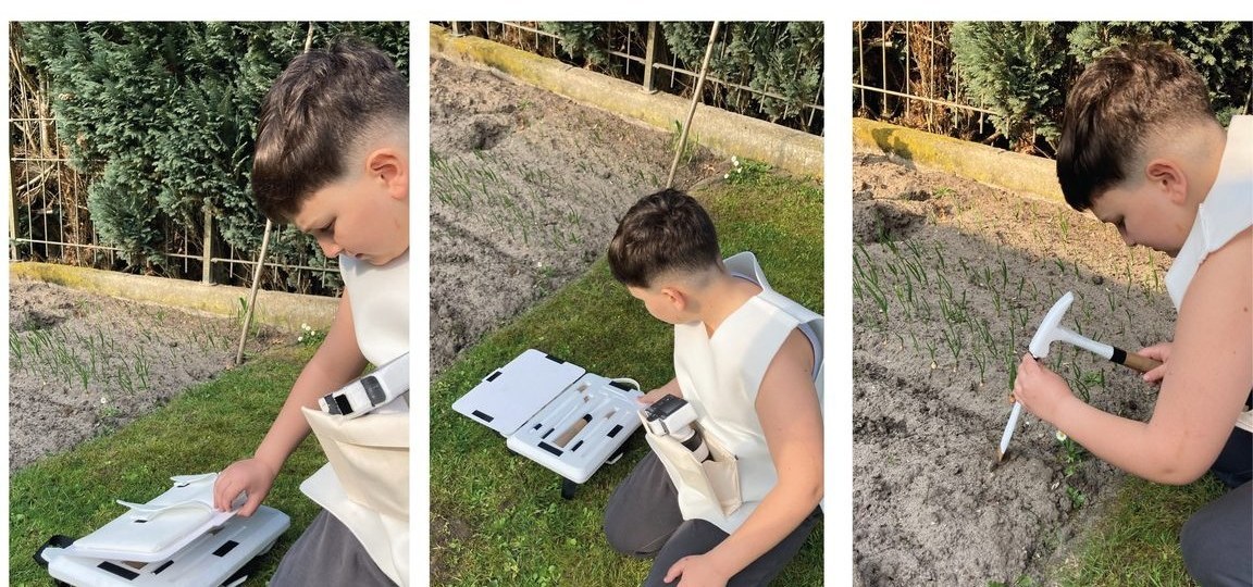 Gerçek kullanıcı testi: çantayı yere koyma, araç çıkarma, kazı yapma